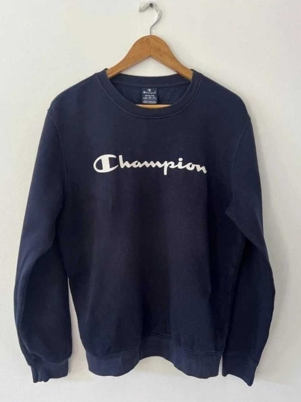 Men's Navy Blue Crewneck Sweatshirt Size M